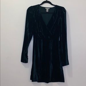 H&M Deep Green Velvet Dress